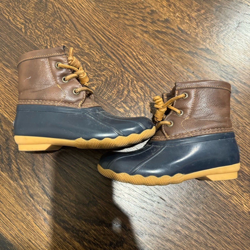 Sprerry kids saltwater boots EUR size 26